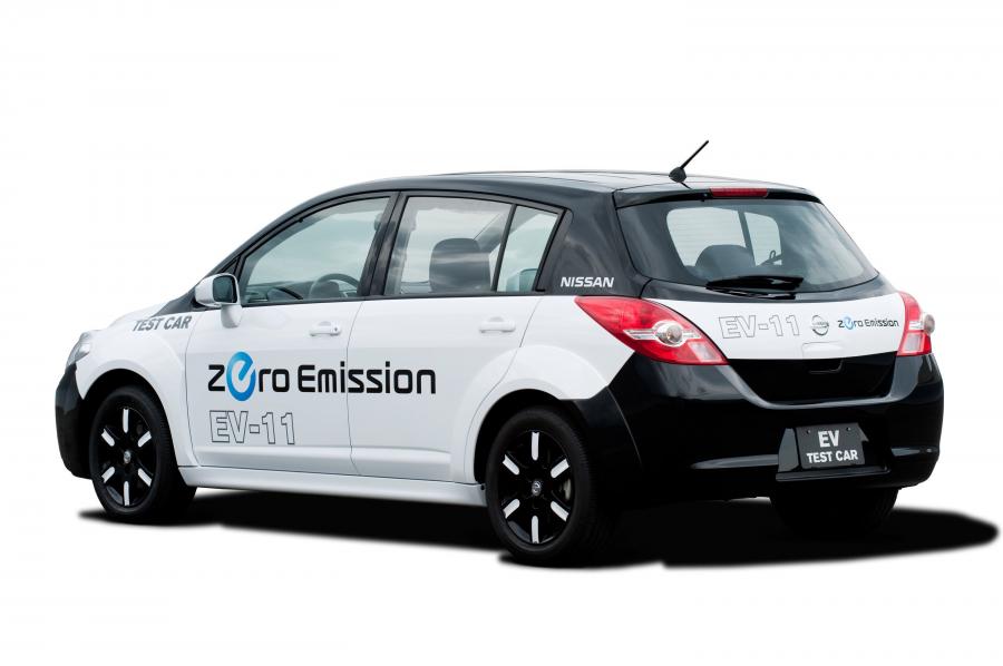  Nissan EV-11 Concept 2009 года  (фото 6 из 15)